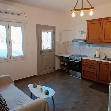 Holiday home Sweet Nikorenia 1