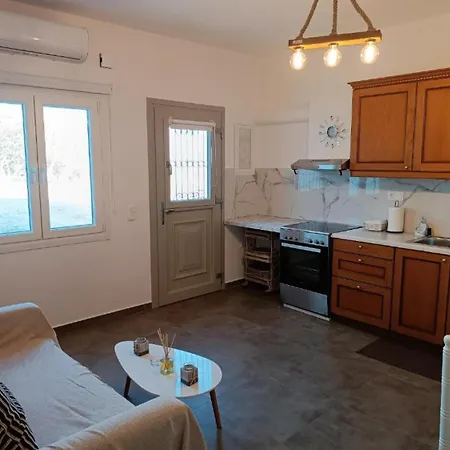 Holiday home Sweet Nikorenia 1 *